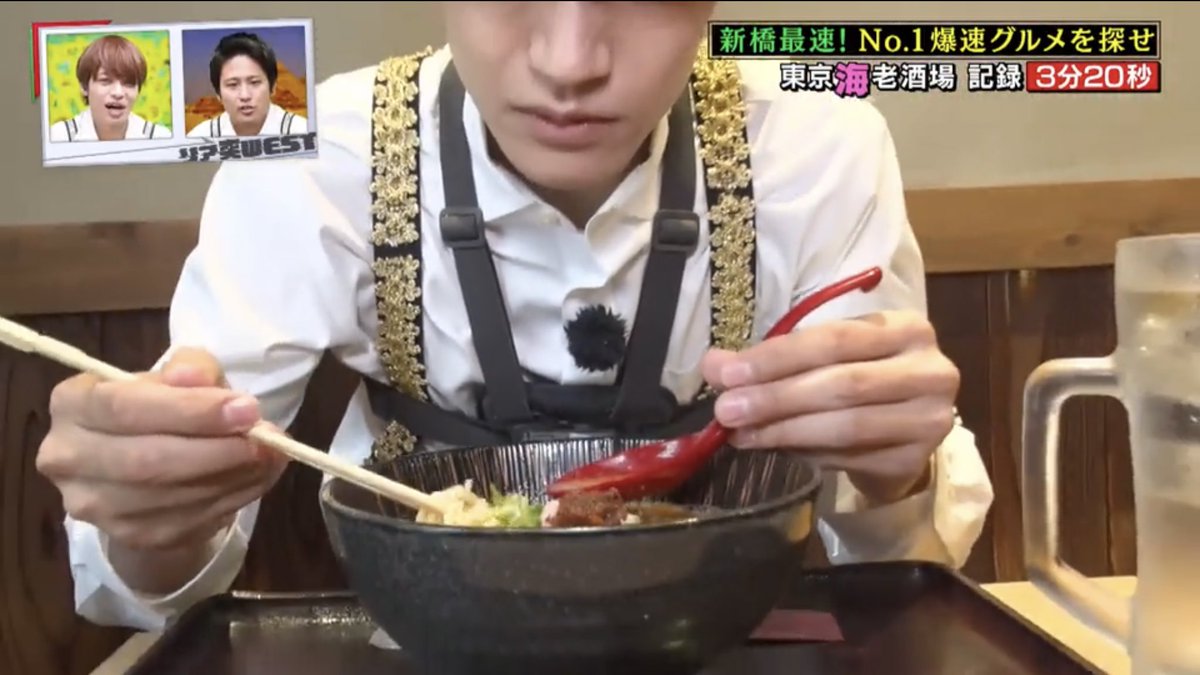 sanomasayachan's tweet photo. マサヤチャンよく箸の持ち方変って言われてたけどついにレンゲの持ち方とラーメンの食べ方までやばいのバレたんしぬ https://t.co/cj2WXPknkJ