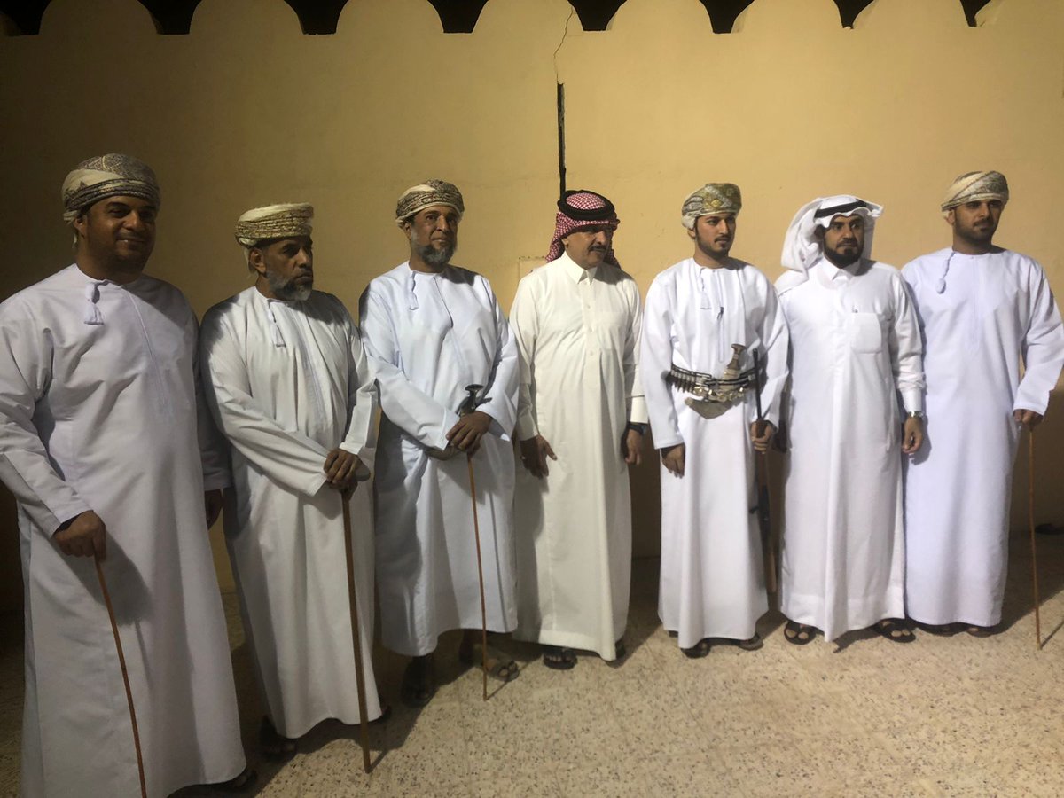 alanazi203's tweet photo. سعدت مع أعيان ومشايخ #ولاية_سناو يتقدمهم الشيخ الفاضل حمود بن حميد الصوافي بمشاركة عائلة الراشدي أفراحهم بمناسبة عقد قران ابنهم هيثم بن راشد بن حميد الراشدي،
بارك الله لهما وبارك عليهما وجمع بينهما في خير. https://t.co/yLNQsSDZNx