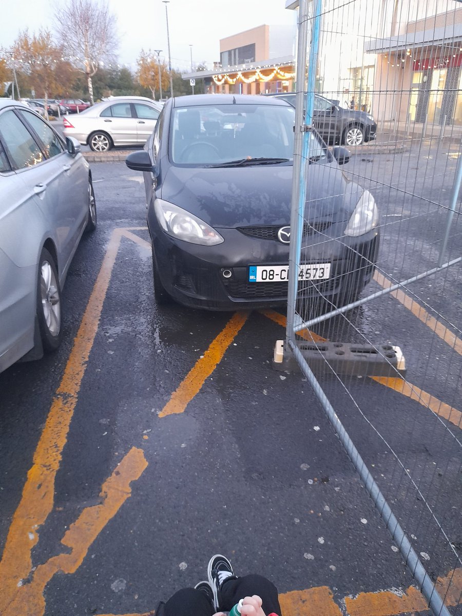 Sorc10's tweet photo. @JulesNagi @BadParkingLK @LimerickCouncil The crescent shopping centre last Tuesday,  couldn't get through with pram as car was illegally parked, coming from McDonald's...had to wait for lady in next car to come back. Nobody around to point this out https://t.co/Hyo2C9aQ5O