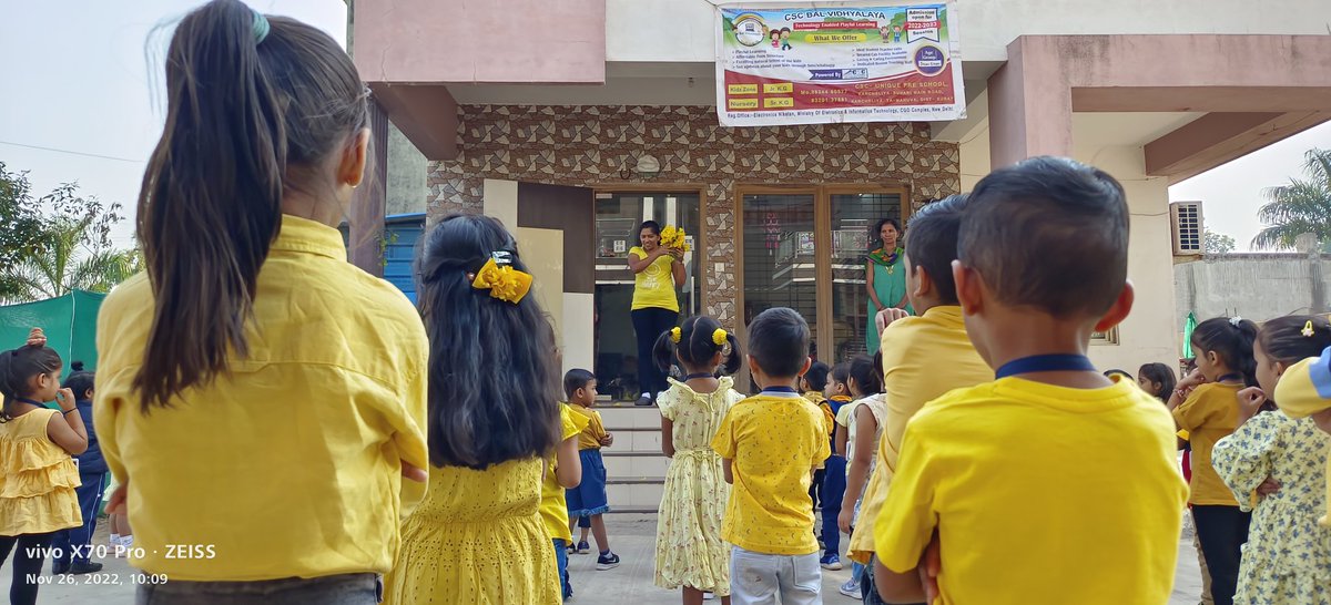Hiralkumar - CSC Bal Vidyalaya, Surat (@hiral240212) on Twitter photo Happy Yellow Day !!
Yellow is absolutely invigorating. we associate Yellow with warmth,sunshine and positivity.
CSC Bal Vidyalaya,Karcheliya, Surat, Gujarat
@VivekKu00544358 <a href="/ceo_csc/">CEO_CSC e-Governance</a> <a href="/CSC_Guj_Rohit/">Rohit Patel</a> <a href="/cscacademy/">CSC Academy</a> <a href="/CSCGujarat/">CSC Gujarat</a> <a href="/JayBhanushali80/">Jayesh Bhanushali</a> <a href="/PatankarRishi/">Rishikesh Patankar</a> Happy Yellow Day !!
Yellow is absolutely invigorating. we associate Yellow with warmth,sunshine and positivity.
CSC Bal Vidyalaya,Karcheliya, Surat, Gujarat
@VivekKu00544358 <a href="/ceo_csc/">CEO_CSC e-Governance</a> <a href="/CSC_Guj_Rohit/">Rohit Patel</a> <a href="/cscacademy/">CSC Academy</a> <a href="/CSCGujarat/">CSC Gujarat</a> <a href="/JayBhanushali80/">Jayesh Bhanushali</a> <a href="/PatankarRishi/">Rishikesh Patankar</a>
