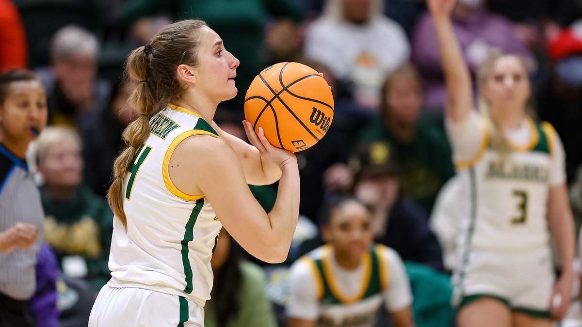 UAASeawolves's tweet image. Get the deets on another @UAAWBB victory as the Seawolves tie a record with 16 treys in tonight's win over Biola.

goseawolves.com/news/2022/11/2…

@GNACsports @sportsadn @KTUUSports @AKSportsReport @uaanchorage