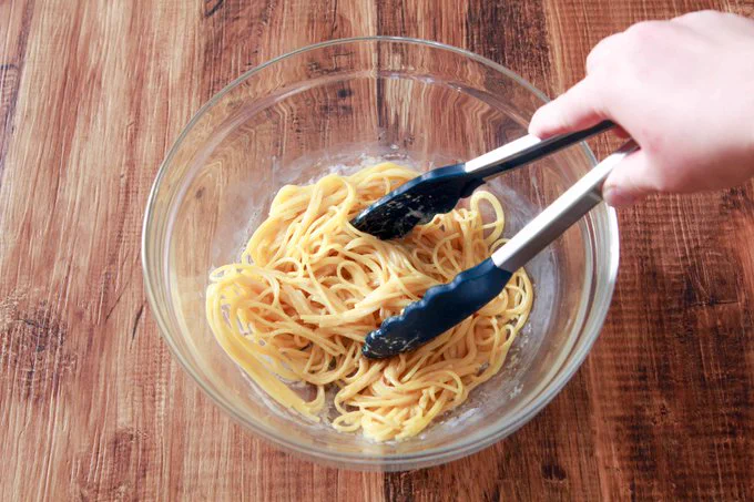 お仕事などで疲れているときでも作れそうなお手軽さ！電子レンジで作れちゃう簡単「パスタ」レシピ！