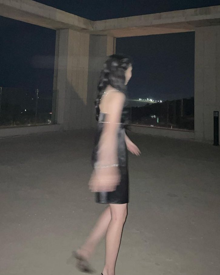 twicelit's tweet photo. Mina must had so much fun doing the Metrocity shots 🫠🫠🫠
#미나 #MINA #ミナ #TWICE #트와이스 @JYPETWICE #MinaxMetrocity https://t.co/UhksXMdXr2