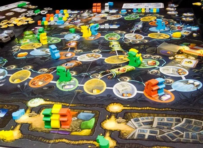 BoardGamerSteph's tweet photo. First Rat! Gotta get your mice to the moon! Build up those space crafts and get there! Such a cute game from @pegasusspiele. I love the movement mechanic and how everything connects. Really interesting. #firstrat #bgg #Allthegames #newgames #pegasusspiele #rats #moonischeese https://t.co/I5YmYnZN7O