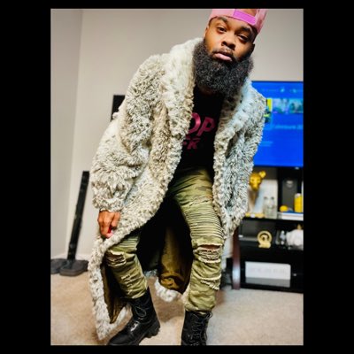 DrakeNoMistake's tweet photo. #NewProfilePic #ThisHim https://t.co/lzZfObxoY6