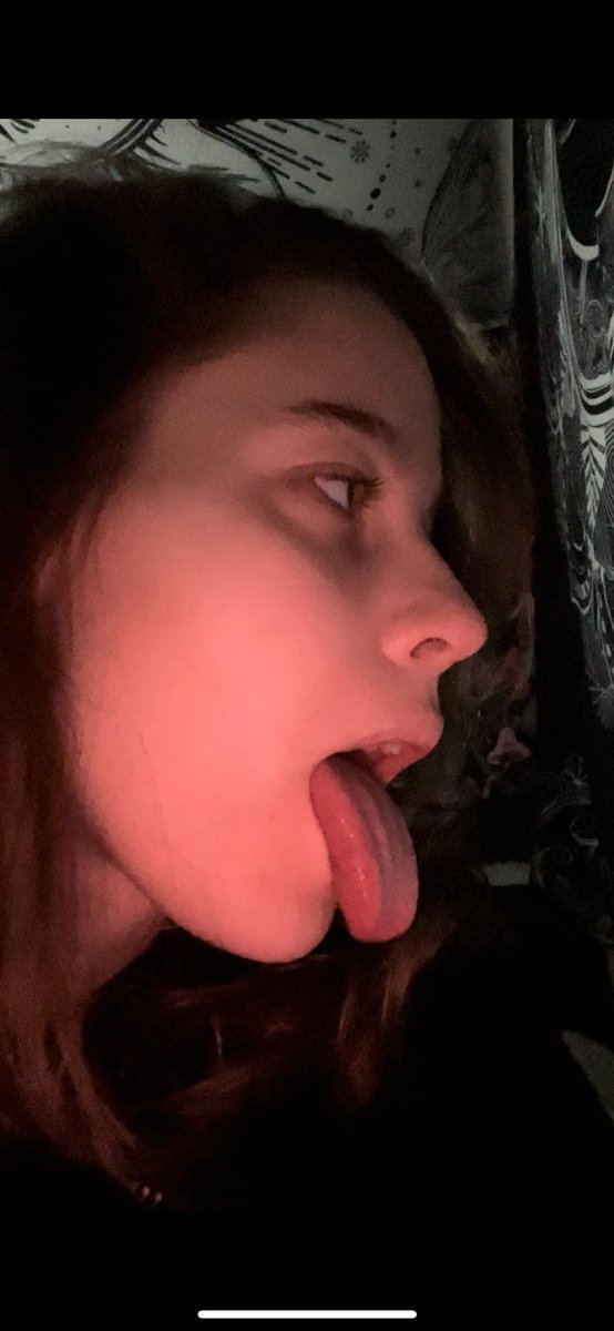 Have many holes for you to choose from... onlyfans.com/submissy_izzy

#openandready #collegeslut #dicksucker #lickyouclean