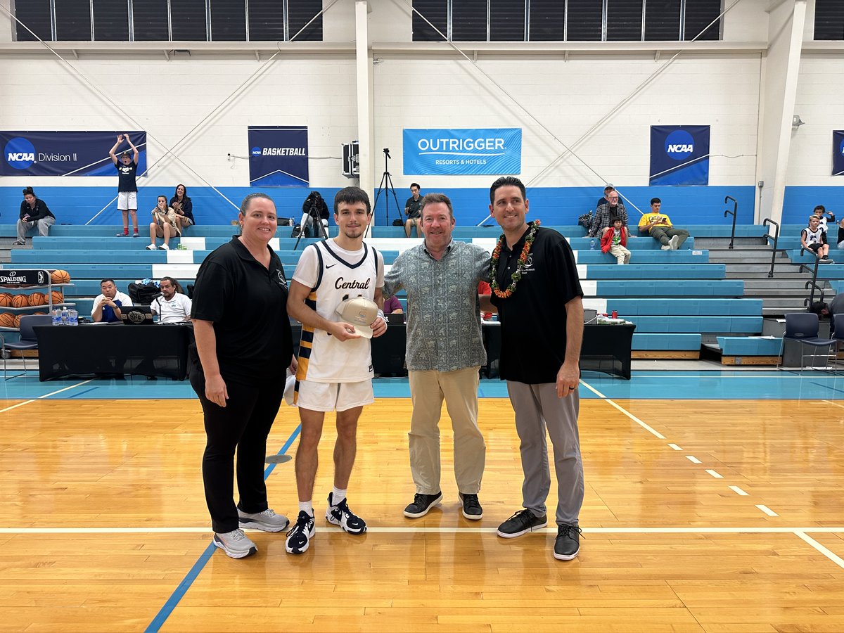 Hoops In Hawaii tweet media