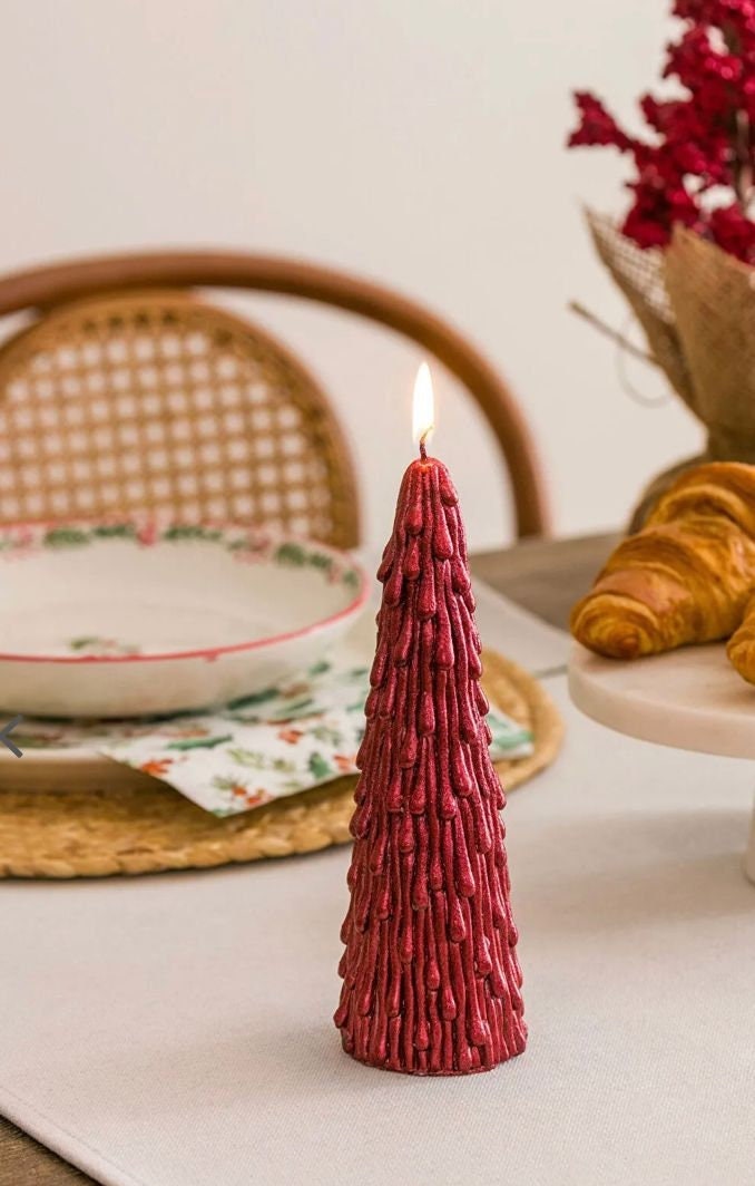 CurtainsModern's tweet photo. Excited to share the latest addition to my #etsy shop: Pair of Christmas Tree Candle /Scented Candle | Winter Candles | Christmas Candle | Soy Wax Candle | Natural Soy Wax | Red Scented Candle https://t.co/LyIEWwGW2v #red #christmas #bedroom #christmascandle #treecandl https://t.co/VIhlDB1tnU