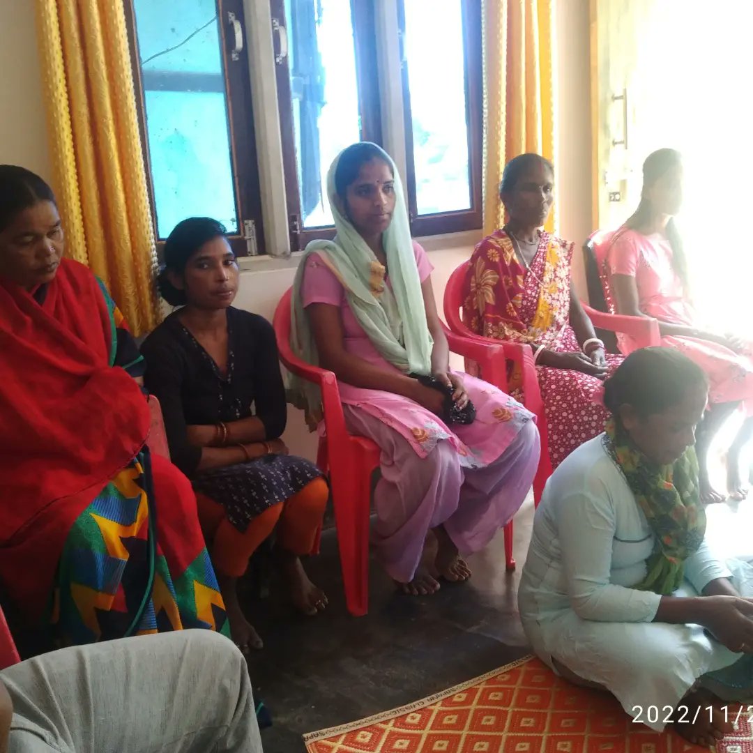 D15692365Dhar's tweet image. সন্মানীয় প্ৰধানমন্ত্ৰী শ্ৰীযুত নৰেন্দ্ৰ মোডী ডাঙৰীয়াৰ দ্বাৰা আকাশবাণীত সম্প্ৰচাৰিত জনপ্ৰিয় অনুষ্ঠান &apos;মন কী বাত&apos; আৰু বীৰ লাচিত বৰফুকন দেৱৰ জন্মদিৱস অনুষ্ঠানত দলীয় কাৰ্যকর্তা আৰু স্থানীয় ৰাইজৰ সৈতে উপস্থিত থাকোঁ। 
#BJPAssamPradesh 
#PallabLochanDas 
#krishnakamaltanti