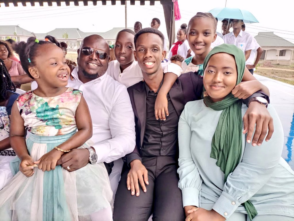 Jahhu's tweet photo. Alhamdulillah proud parents, ISS MWAMBA .... On to the next one in Shaa Allah https://t.co/AzCcnaip8D