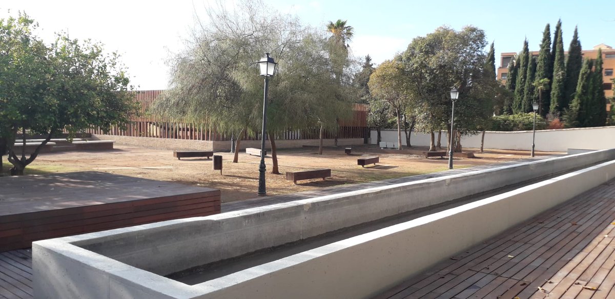 AgenciaAlbaicin's tweet image. Hoy a las 11,00 el @aytogr celebra, con la actuación de Arturo Cid y su Banda, la reapertura del Parque público del Cuarto Real o «parque zen», situado a las espaldas del @CuartoReal y con entrada por la calle Seco de Lucena➡️bit.ly/3ANZbTd