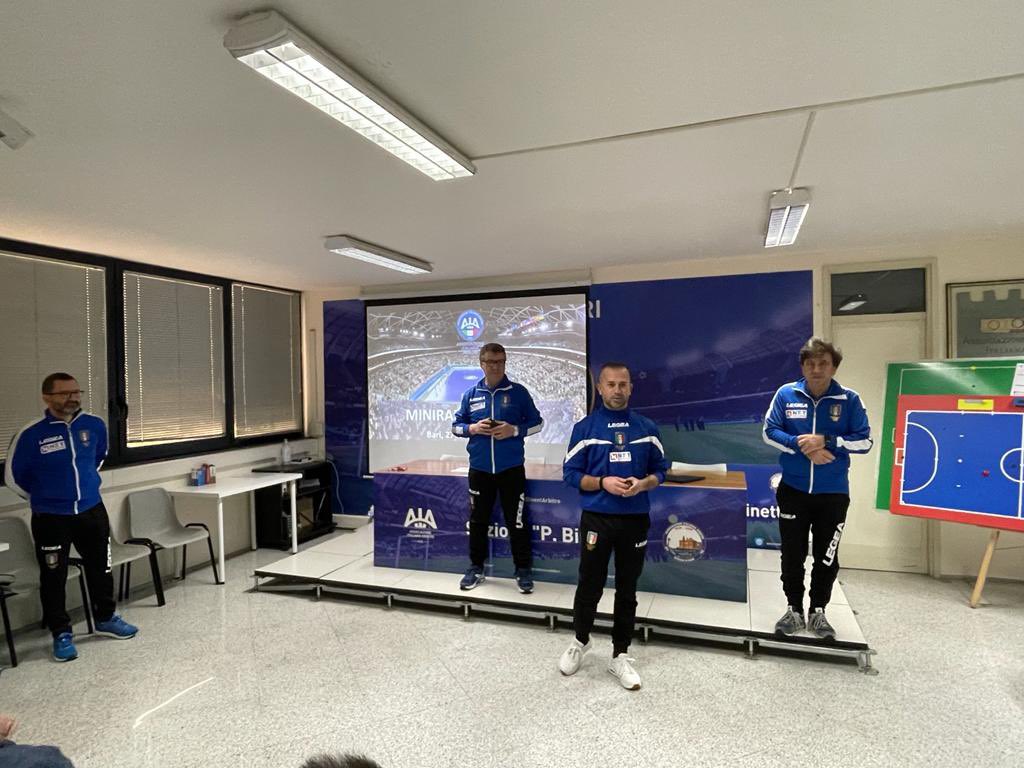 AIA_it's tweet photo. È iniziato a Bari il raduno della #CON5.
Il Responsabile Peroni: “Gli incontri formativi in presenza sono importanti momenti di crescita tecnica e personale”.
#AIA #futsal #calcio #sport https://t.co/gizP4CBjBP