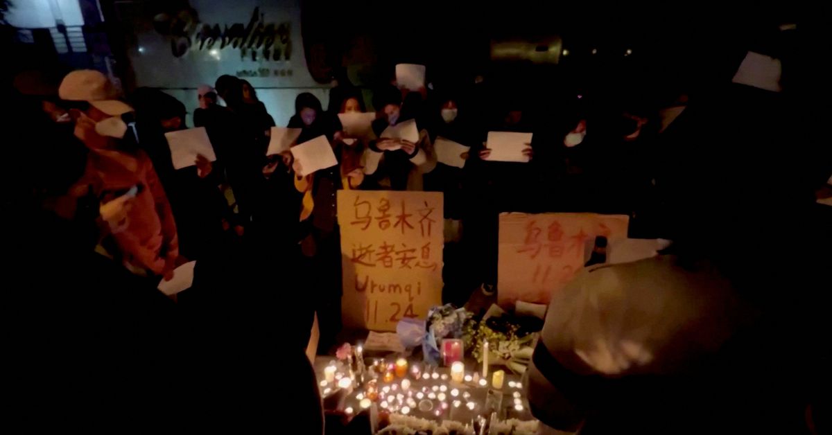 Shanghai hit by COVID protests as anger spreads across China reut.rs/3EFKcf5