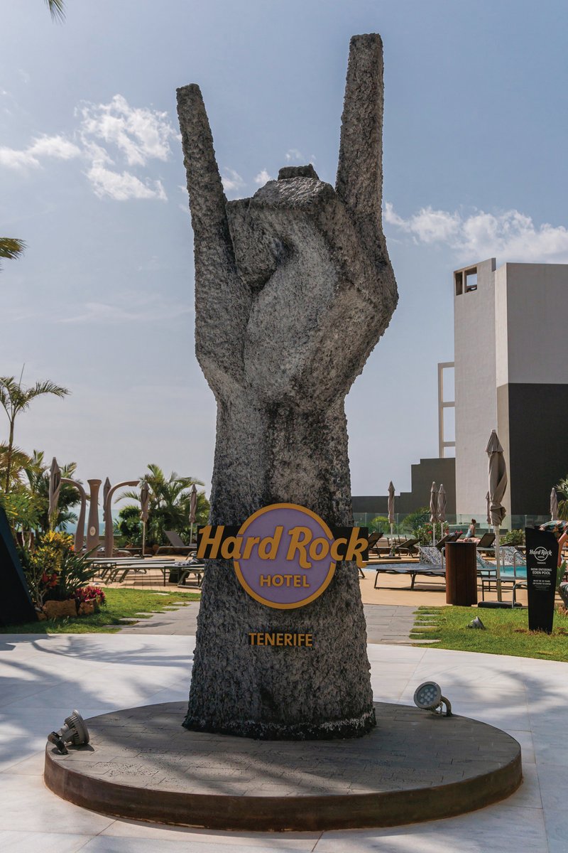 Every day at Hard Rock Tenerife is amazing and unforgettable. Because we know how to rock the summer!🏝️☀️
#hrhtenerife #hardrocktenerife #tenerife