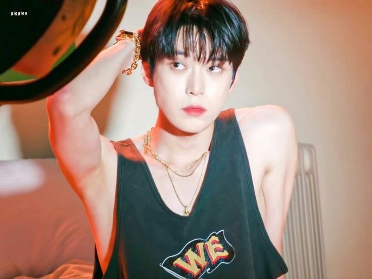 kittykit_0's tweet photo. 𝙃𝙞𝙨 𝙣𝙖𝙢𝙚 𝙞𝙨 ‘𝙇𝙖𝙙𝙙𝙖’ https://t.co/vpIhjy2Lgz