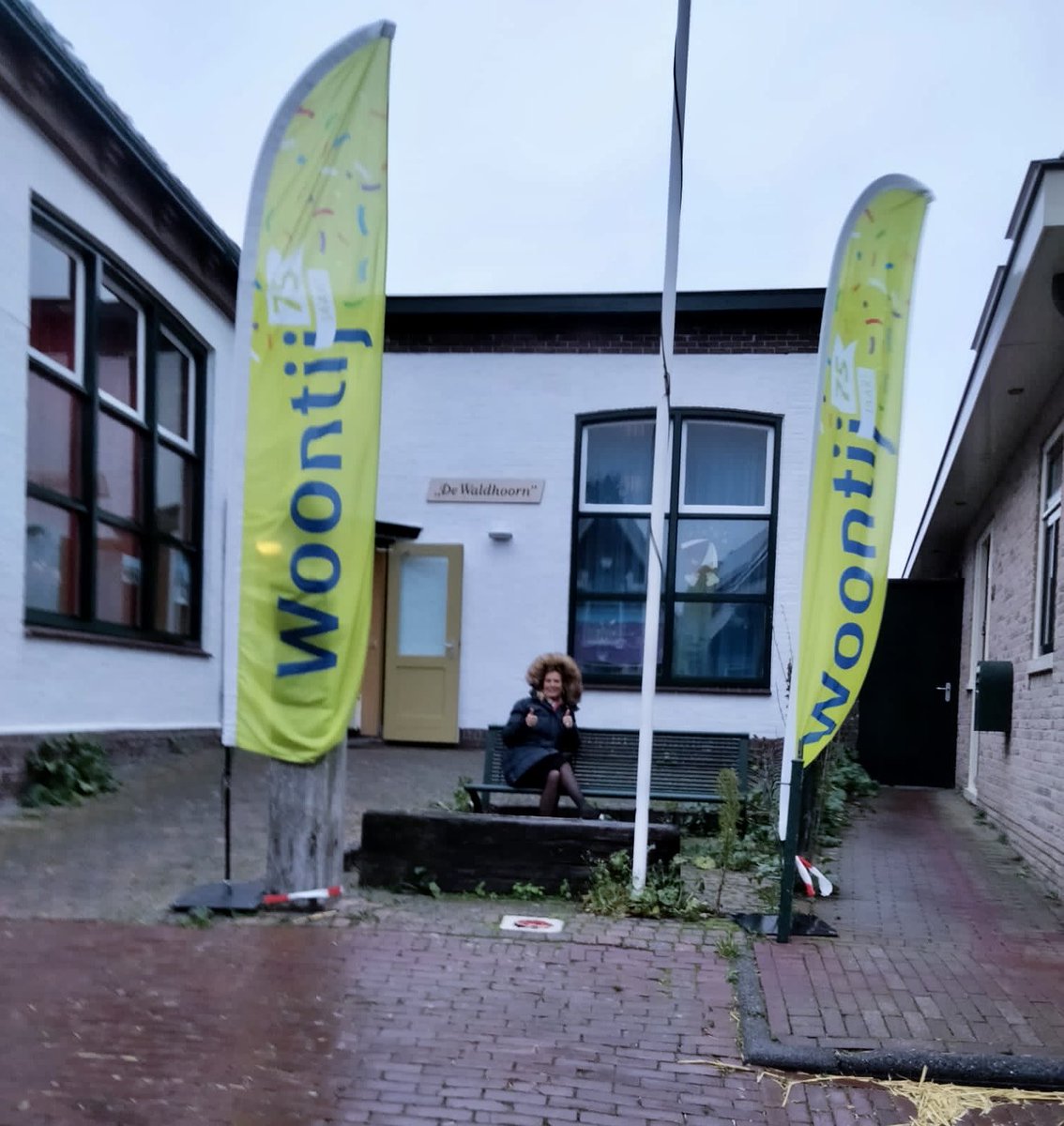 Eindelijk. Het feest voor de huurders kan beginnen. Woontij 75 jaar. Let the show begin.