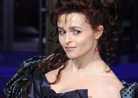 LeStitiche's tweet photo. Helena Bonham Carter diventa la prima presidente donna della London Library.
la prima donna dal 1841…

https://t.co/iK2JIKSVAt https://t.co/P0HJ64FlRH