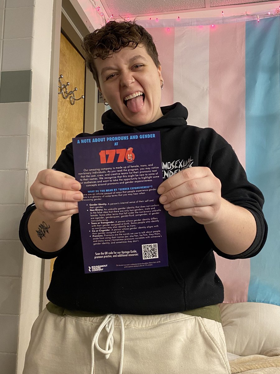 sav (they/them) tweet media