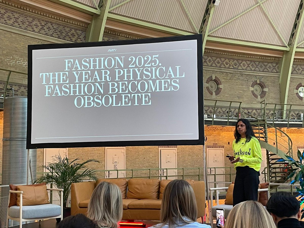 nirmala_shome's tweet photo. Had a great time shilling @thefabricant and the future of fashion at #SHENFT @metasoulsco! Thanks for having me Mark your calendars for 2025...
Also definitely the best dressed nft conference 💎✨💎 https://t.co/ahLhzpH6jc