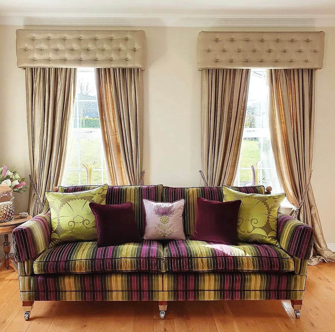 We adore this unique living room featuring Boathouse White.

Boathouse White (ow.ly/MMRr50Lucyo), from our Historic Collection, will elevate your space and provide an elegant touch. 

📸 @mourneviewman