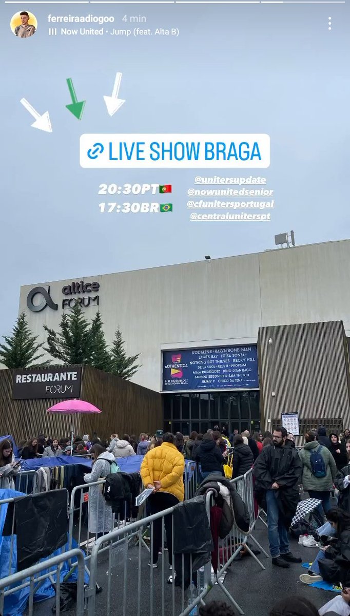fvsnoshany's tweet photo. genteeee,entrem lá nesse perfil do insta,e clica nesse link,ele vai fazer live do show de hoje!! https://t.co/frO6NgGsn5