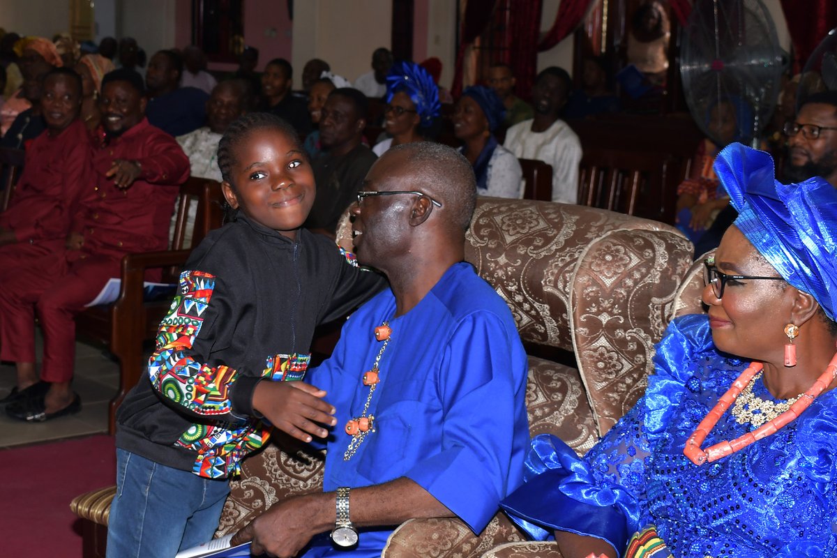 firstbcph's tweet photo. Yesterday was full of love, care and some drops of tears as we celebrated the retirement of our Senior Pastor the Rev. Dr. Isaiah Sunday David, after leading the church for 15years. #fbcph https://t.co/VmKZIXQvQW