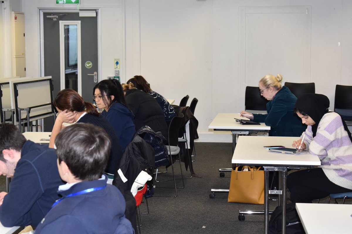 UCL Women in Surgery (@wins_ucl) on Twitter photo Here we have our very exciting workshop by Gemma Batten <a href="/GLB______/">Gemma</a> who works on incorporating digital art in surgery 🤩🤩 Here we have our very exciting workshop by Gemma Batten <a href="/GLB______/">Gemma</a> who works on incorporating digital art in surgery 🤩🤩
