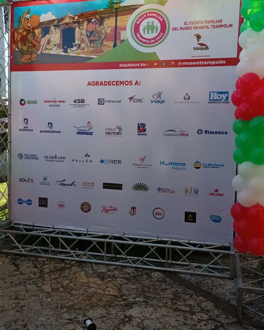 Mapfre_BHD's tweet photo. Hoy acompañamos las familias en el esperado Rally Familiar organizado por @museotrampolin, un evento cultural para adquirir conocimientos, recorriendon las calles de la Ciudad Colonial, donde los participantes completan juntos las preguntas y retos.

#RallyTrampolin
#MAPFREBHD https://t.co/H129yWX4N5