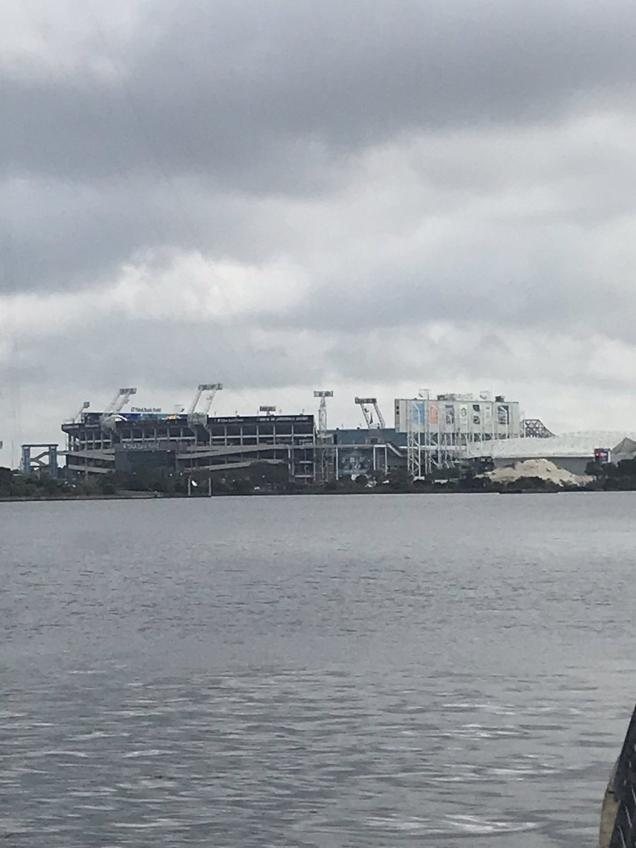 joshj0909's tweet photo. @TrippyKicka @DeCostaLacie we here. #full60minutes #RavensFlock https://t.co/UHIdGC2lMJ