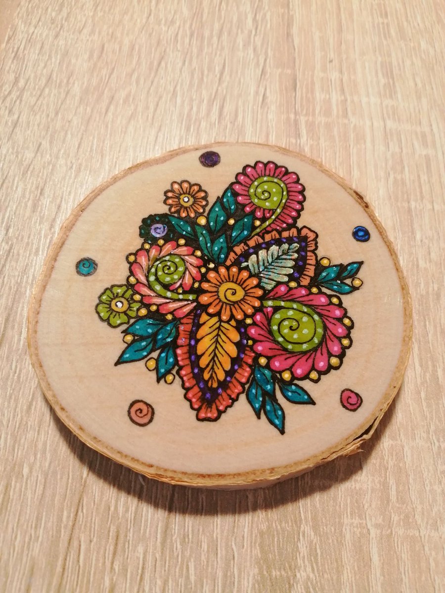 barabashi4ch's tweet photo. #wood #flowers #paintingonwood https://t.co/SJUtyRGUbM