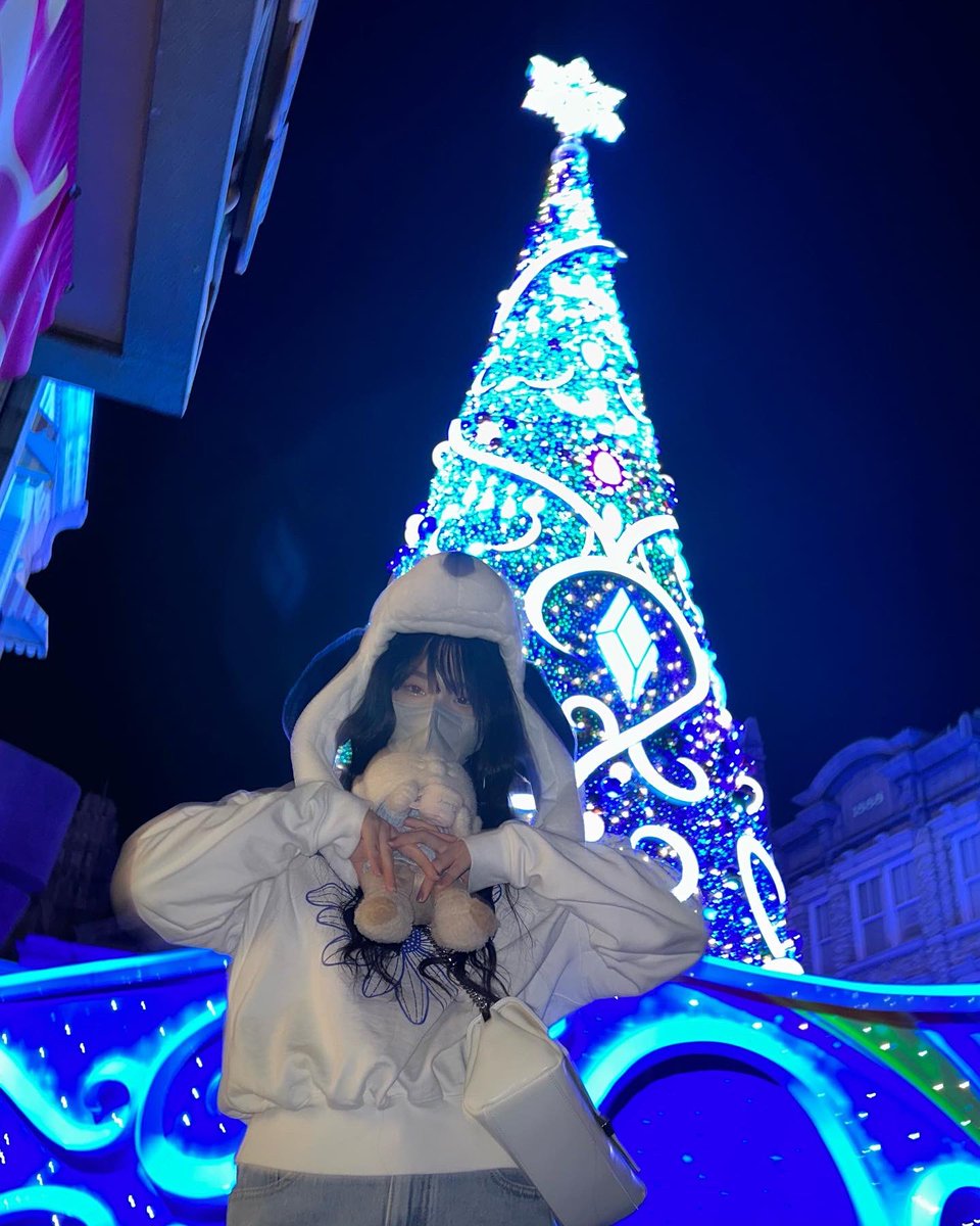 konon0514's tweet photo. 🌏💗🎄🎁

庭になりつつあるUSJ... https://t.co/vc8oHmoxOg