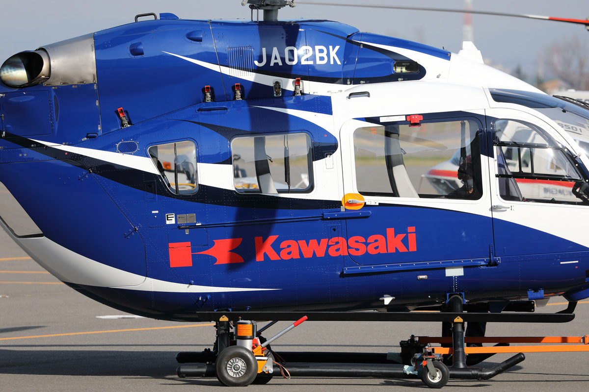foggy_ja8369's tweet image. Aero Asahi
Eurocopter-Kawasaki BK-117C-2（JA01BK）
#RJ04

Kawasaki Heavy Industries
Airbus Helicopters (Kawasaki) BK117D-3（JA02BK）
#RJCO

まさか今年、北海道内でJA01BKとJA02BKを両方撮れるとは・・・川崎重工カラー最高でございます！
