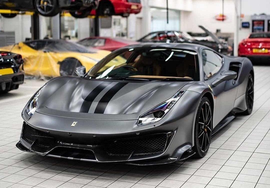 DailyFerrariTM's tweet photo. Ferrari 488 Pista 🙌🏼 https://t.co/EjutlY2MK8