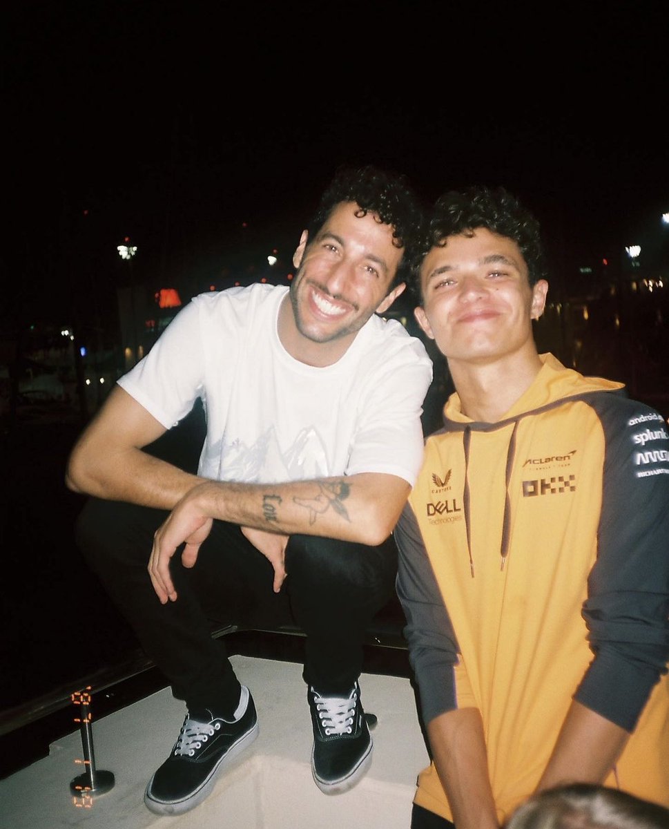 andy tweet media