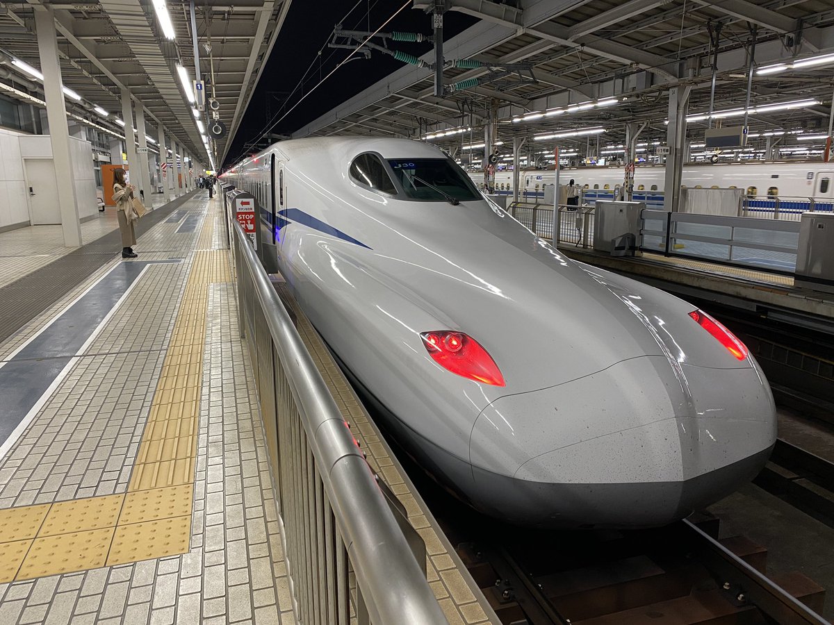 xone_studio's tweet photo. 大阪にはお世話になりました。
これから東へ行きます。 https://t.co/WpcuE3qn79