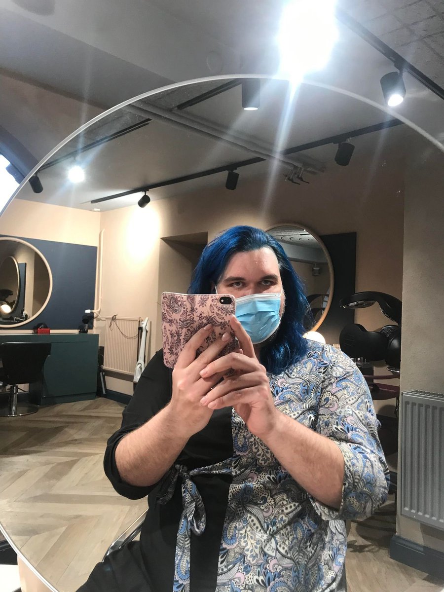 Hexelf's tweet image. Fan of all fighting games
SNK 4 life
Coffe drinker
JoJo's Bizarre Adventure reader
Supergirl waifu
Resident Evil enjoyer
Final Fantasy Fan
Fanfiction writer
Slashers watcher
Former streamer
Yuri manga
#TransRightsAreHumanRights 
PS Trophy Huntress
Pinball newb
Shmup newb