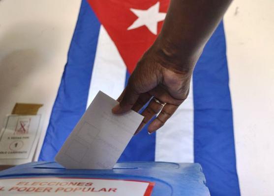 HOY NOS CORRESPONDE AL PUEBLO CUBANO CONTINUAR DECIDIENDO Y MARCANDO NUESTRO CAMINO. ELEGIR AL MAS CAPAZ, MAS UNIDO AL PUEBLO, AL QUE MAS NOS REPRESENTE ES NUESTRA DECISION POR UNA CUBA LIBRE Y SOBERANA. ! VIVA CUBA LIBRE !