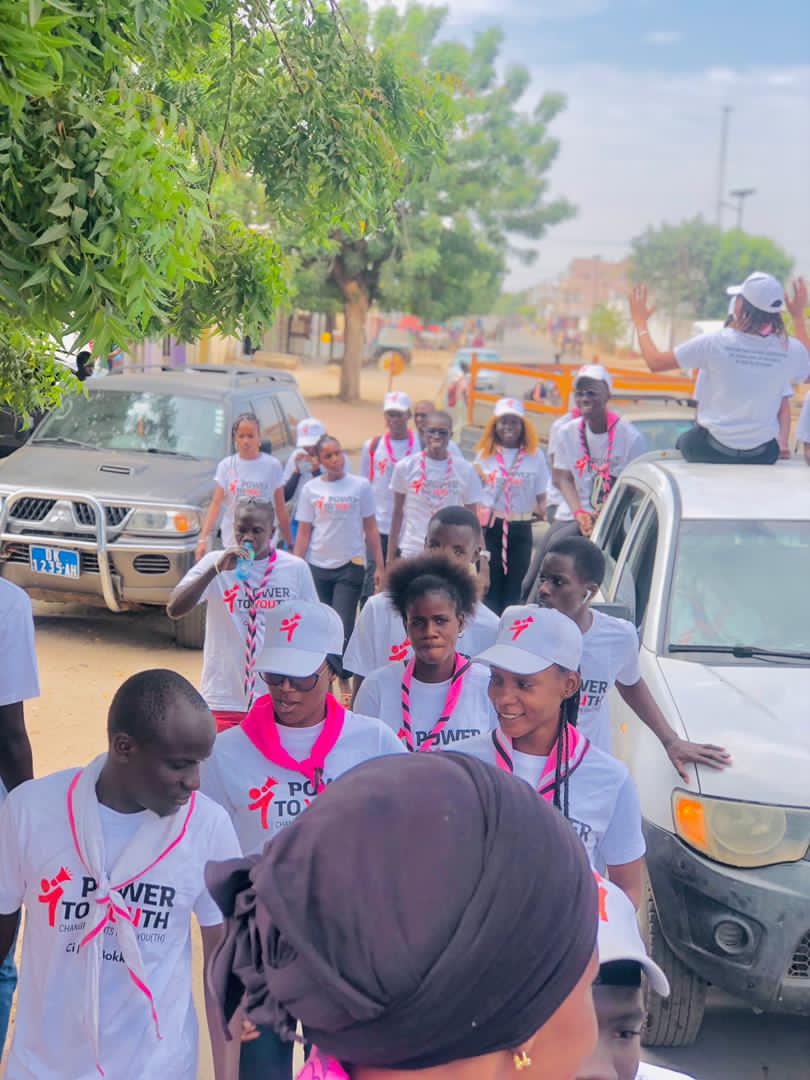 CVHCoeurRose's tweet photo. Caravane de sensibilisation pour la promotion de la participation significative des jeunes au niveau des instances de prise de décisions. Et de lutte contre les pratiques néfastes.
#CVH_COEUR_ROSE
#Senegal #Kebetu  #power_to_youth https://t.co/IFdomKC2Cx