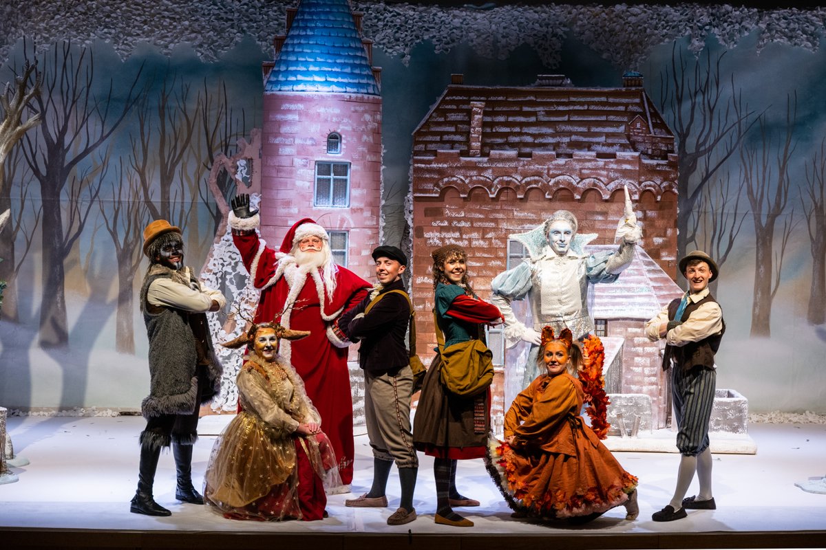 londontheatrereviews tweet media