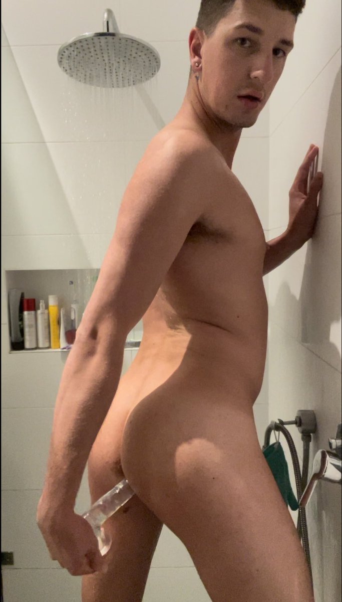 I just filmed myself trying this out for the first time. Here’s the link if anyone wants to watch the full length video 🫣 onlyfans.com/bigandtall10