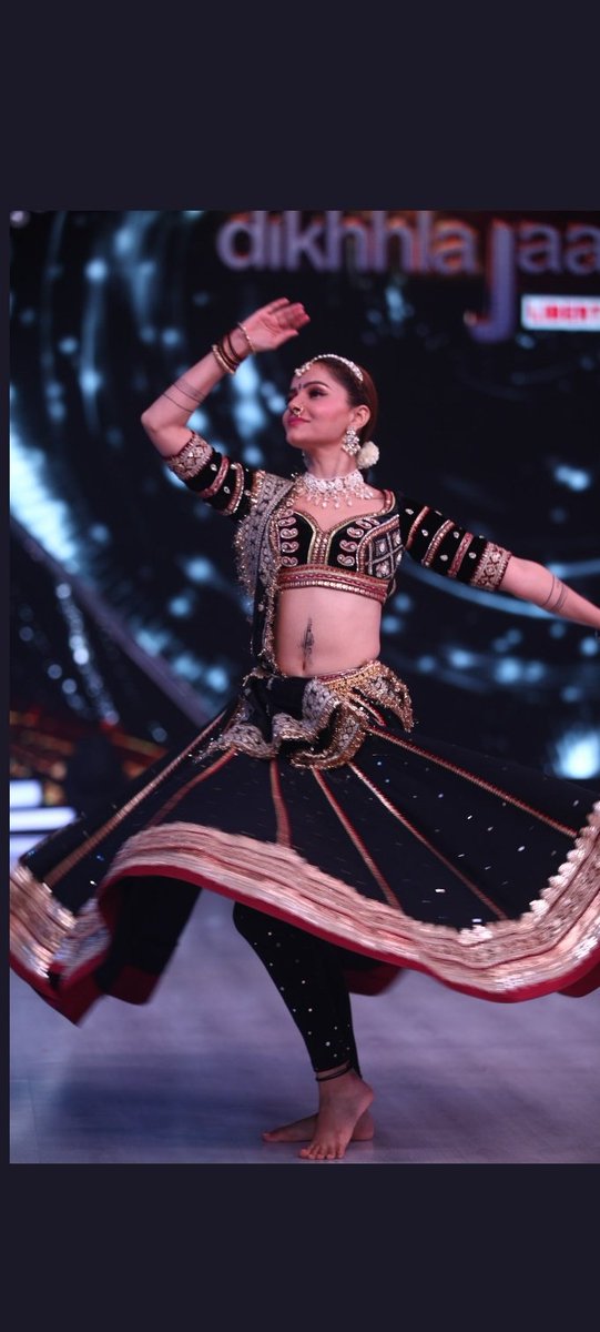 AbeerRubiFan's tweet photo. Yesterday is not ours to recover, but tomorrow is ours to win or lose.

JDJ10 PULSE RUBINA
#RubinaDilaik https://t.co/vrtmIOjmSS