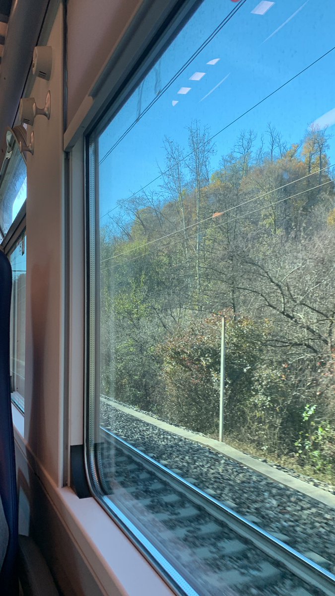 katrinajak's tweet photo. @boohoo On my way to Milan for my 21st birthday!! 😁 would die to go for a shopping spree their🤞🏽🛍💖 #ClubBoohoo https://t.co/rN34uGdT8q