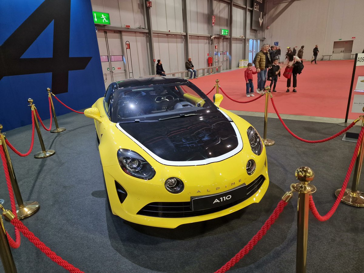 automotivespace's tweet photo. #alpine A110 #automotivespace #carshow #MilanoAutoClassica https://t.co/rZZw7sjAyJ