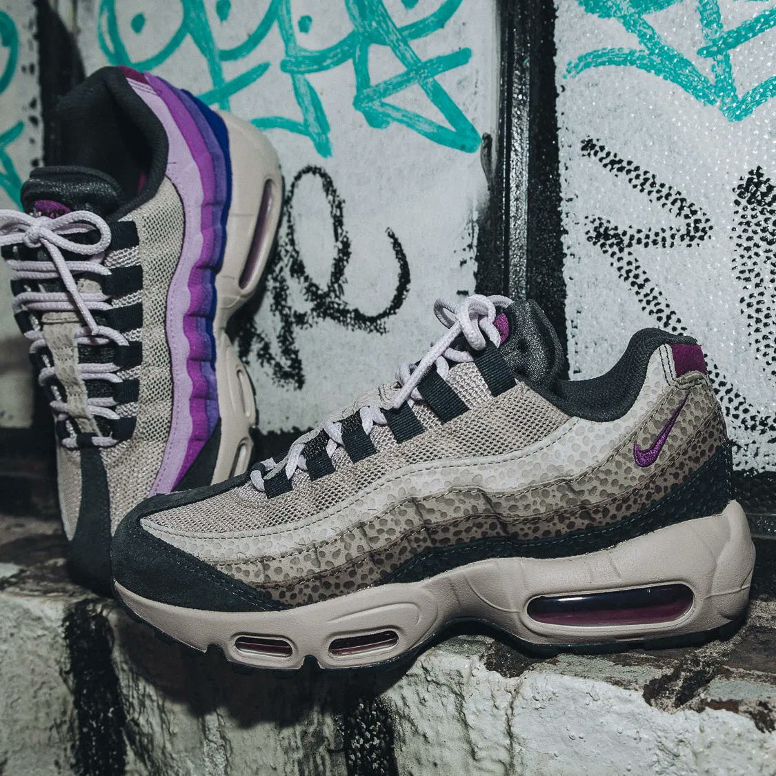 KicksFinder's tweet photo. Ad: Bring out your wild side. Available via LVR (EU only)
W Nike Air Max 95 "Viotech"
Use code UOB10LVR for £176 + Free Returns

>> https://t.co/wTGOiS6riG (Use code UOB10LVR for 10% OFF)

(Exit and click link again if page is down) https://t.co/hg4BQLgXQ9