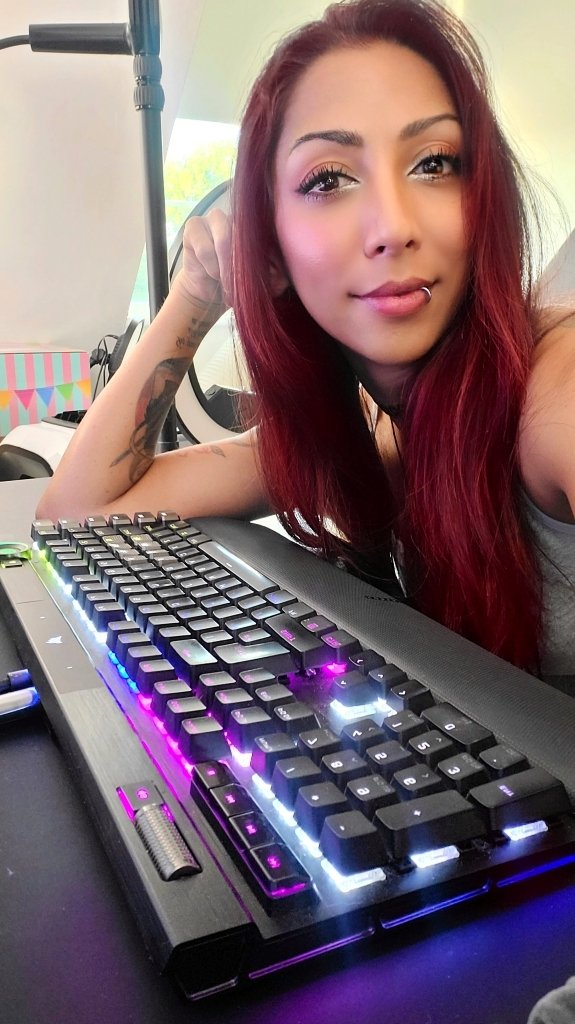 I can't let you miss out on @CORSAIR #BlackFriday SITEWIDE discount 🤯

Head over to cor.sr/CyborgAngel #Ad
& use code BF2022 🥳