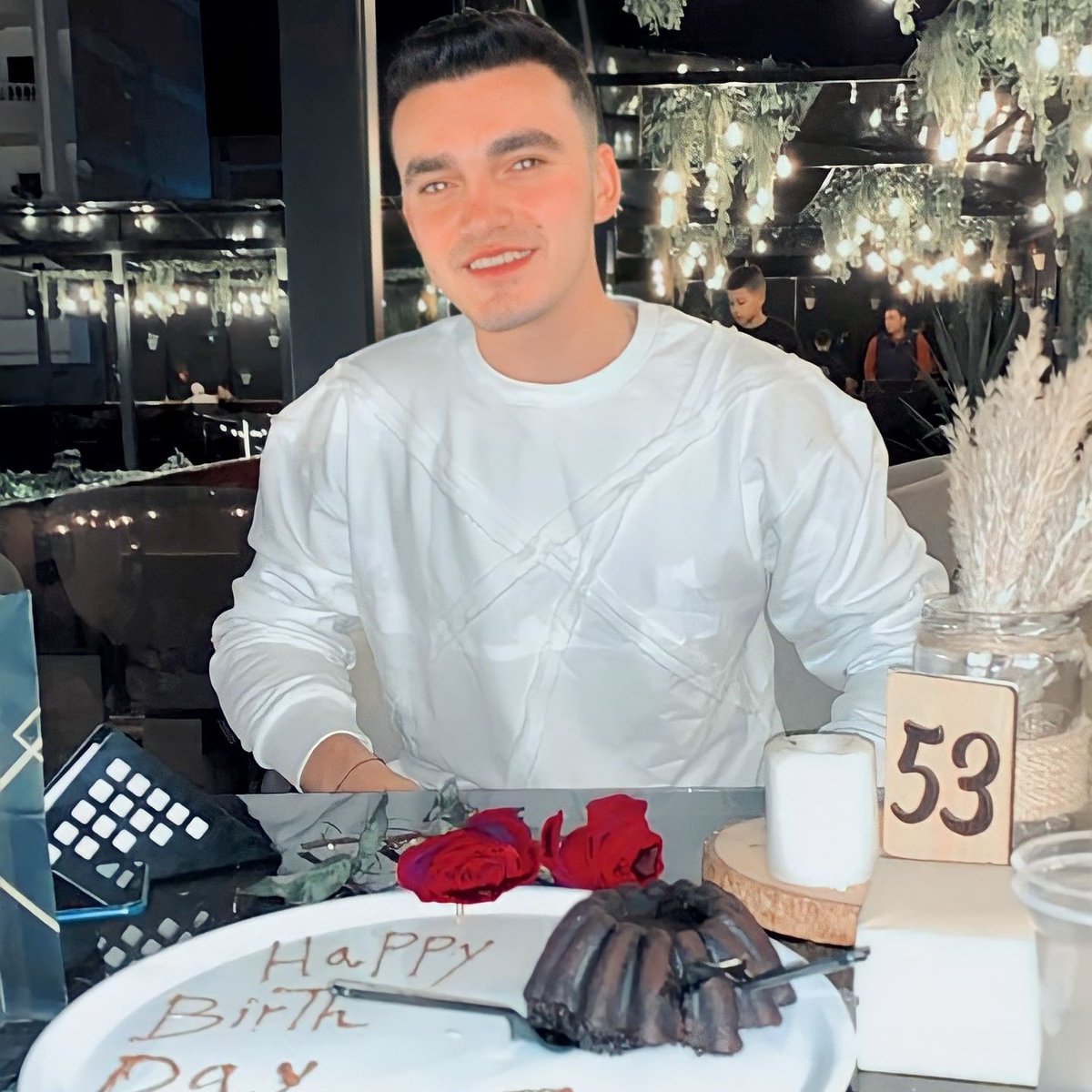 WahdanMoustapha's tweet photo. #NewProfilePicKEEP CALM It's my 25 end birthday🎂😂 https://t.co/HTLBAaoUfC