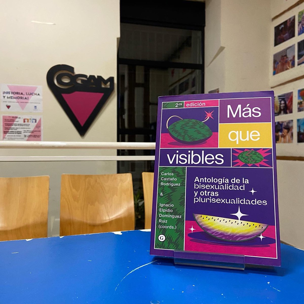 editorialegales's tweet photo. Maravillosa la presentación colectiva de “Más que visibles” ayer en @COGAM. Gracias a todas las personas que os acercasteis a dialogar sobre bisexualidad y plurisexualidades 💜 https://t.co/ZtbQbUvGJs