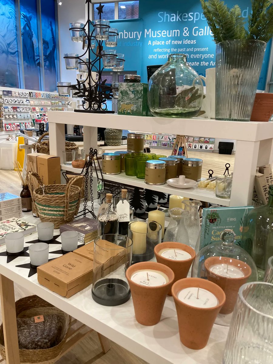 BanburyMuseum's tweet photo. While we love Banbury, today we are joining with over 2000 museum shops worldwide in proclaiming our love for our #museumshop

Happy Museum Shop Sunday!

@banburymuseumshop
@museumshopsunday
#banbury 
#lovebanbury
#shopsmall
#shoplocal
#banburymuseum https://t.co/oMKz71mGeM