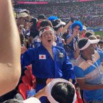 ワールドカップ・カタールの現地試合会場に、霜降り明星せいや現る!
