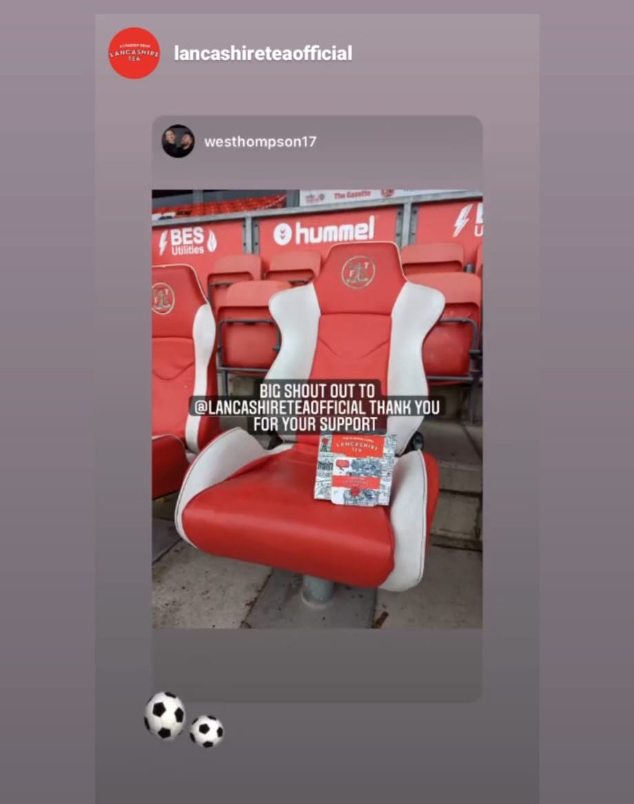 procter_neil's tweet photo. Todays the Mushy Pea Derby between @FcKnackers and @BlackpoolFt and rather fittingly it’s on #LancashireDay or @LancashireTea day as we call it! A huge thank you to Lancashire Tea as they’ve helped both clubs out and keep us in brews #CupTheKnackers #OldenAndGolden #JustKnackered https://t.co/5H8XiFNgO6